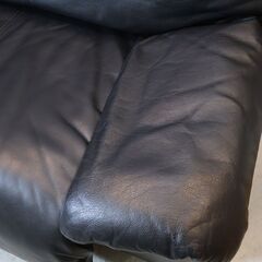maruni(マルニ)のconfort one(コンフォートワン)シリーズよりMARNIEⅢ(マーニー)トリプルソファです。ふっくらとしたフォルムと身体全体を包み込むような座り心地が魅力の3シーター♪の画像