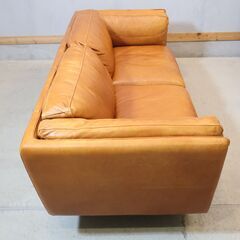 CRASH GATE(クラッシュゲート)のtabu Leather Works(タブレザーワークス)PUMP(パンプ) レザー 3人掛けソファー。カッコいい男前インテリアにおススメのトリプルソファー。の画像