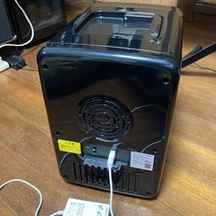 ニトリ ペルチェ式パーソナル冷蔵庫 8L の画像