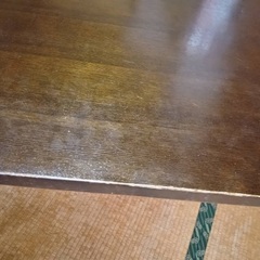 ダイニングテーブルの画像