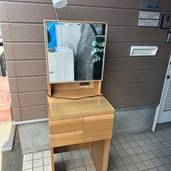 ニトリ ドレッサー ナチュラル スツール付きの画像
