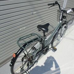 E415★限定特価★ 中古自転車 【27インチ　軽快車　6段　グリーン　LEDオートライト 】の画像
