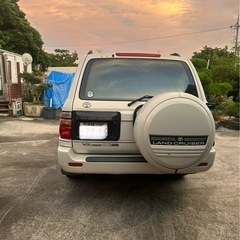 トヨタ 110 ランドクルーザーの画像