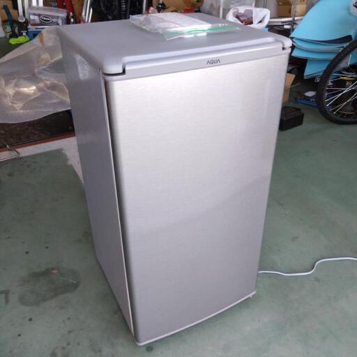 冷蔵庫 製氷機能付き 75L AQUA ノンフロン直冷式　AQR-8G　直冷式 冷蔵庫 製氷機能付き 75L AQUA ノンフロン直冷式 AQR-8G 直冷式