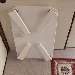 折り畳みテーブル　の画像