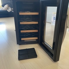 ワインセラー8本収納タイプの画像