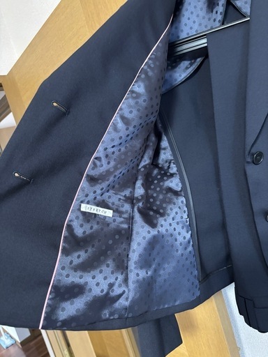 女子就活生向けのリクルートスーツ