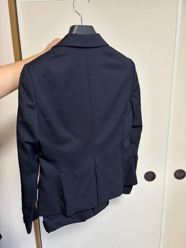 女子就活生向けのリクルートスーツ