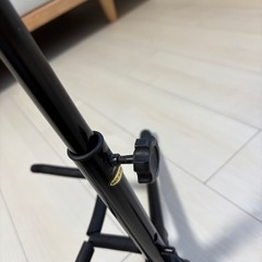 ギタースタンドの画像