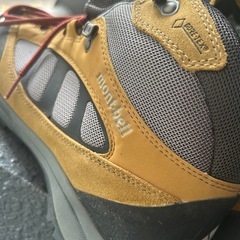 mont-bell GORE-TEX 登山靴の画像