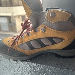 mont-bell GORE-TEX 登山靴の画像