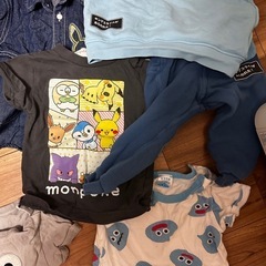 子供服 ベビー服 80-90サイズくらい？モンポケ ドラクエの画像