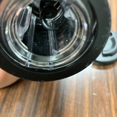 O2508-070 充電式ワインオープナー 自動コルク栓抜き ワインボトルオープナー 動作確認済み 充電器無しCタイプで出来ますの画像
