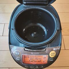 タイガー 炊飯機 TIGER IH炊飯ジャー JKT-J100の画像