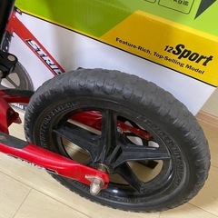 ストライダー、bernヘルメット、サポーターセットの画像