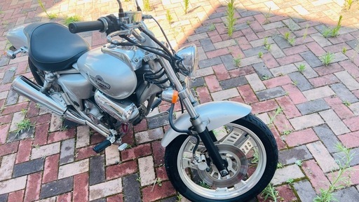 ホンダ　マグナ50cc