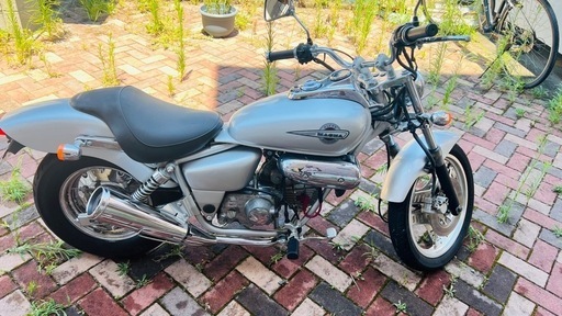 ホンダ　マグナ50cc