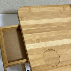 折りたたみテーブルミニ　ベッドテーブルの画像
