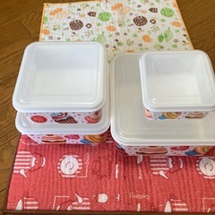 ドーナツ＆ケーキ柄収納容器4点セットの画像