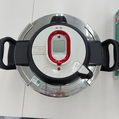 リユースのサカイ東金店　美品！T-fal IH対応　タイマー付き圧力鍋　　TJ13626の画像