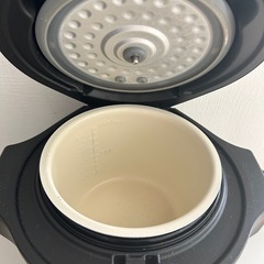 炊飯器
の画像