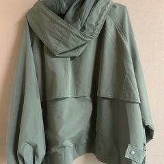 中古レディース衣類秋冬もの4点の画像