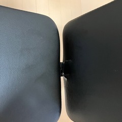 筋トレ道具 ダンベル、筋トレ椅子の画像