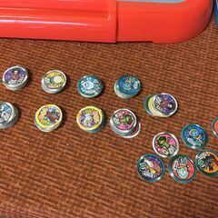 【おもちゃ】BANDAI ドンジャラ 妖怪ウォッチ わっしょい妖怪本舗 35種類 絵合わせ バンダイ ゲーム 現状お渡しの画像