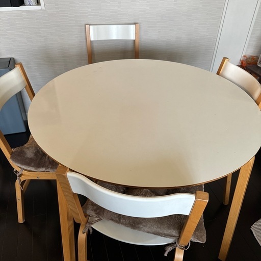 一時停止　円形テーブルセット