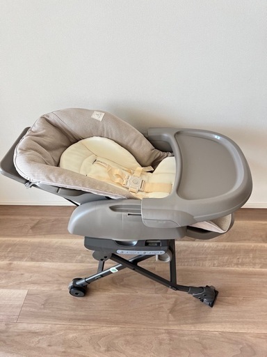 【combi】ネムリラ オートスウィング 電動