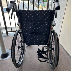✨美品✨折り畳み式　車椅子　ウルトラシリーズの画像