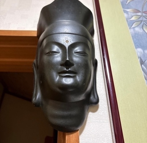 陶磁器赤色弥勒仏像置物  工芸装飾品 Amazon.co.jp: 仏像、像、装飾 セラミック弥勒仏像ホーム全体