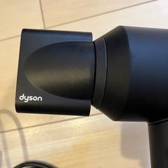 ダイソン　ドライヤーの画像