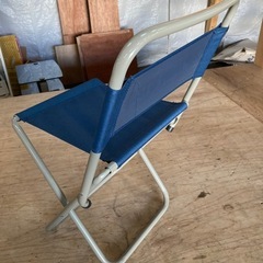 ミニ折り畳み椅子の画像