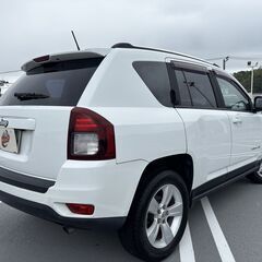 神奈川【自社ローン】保証人無可★全国対応★Jeepコンパス【スポーツ】走行1万キロ代/Bluetooth/カロッツェリアナビ/走行中TV可/バックカメラ/サイドカメラ/クルコン/ドアバイザー/フォグ/ETCの画像