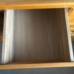 鏡付きタンスの画像