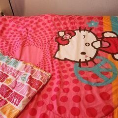 ダブルサイズ￥500キティちゃんコンフォーターの画像