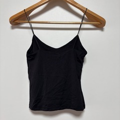 Bershka ブラックキャミソール XSの画像