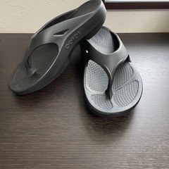 ウーフォス　リカバリーサンダル【24〜24.5cm】の画像