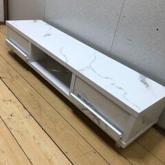 大理石調 テレビボード ローボード 幅140cm ホワイト 引き出し収納付 AVボード TV台 テレビラック モダンデザイン 【糸島市内 送料無料】88165-5-005の画像