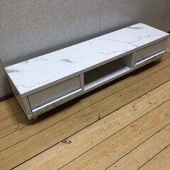 大理石調 テレビボード ローボード 幅140cm ホワイト 引き出し収納付 AVボード TV台 テレビラック モダンデザイン 【糸島市内 送料無料】88165-5-005の画像