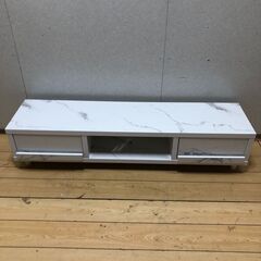 大理石調 テレビボード ローボード 幅140cm ホワイト 引き出し収納付 AVボード TV台 テレビラック モダンデザイン 【糸島市内 送料無料】88165-5-005の画像