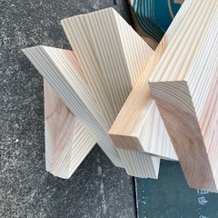 杉　　端材の画像