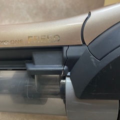 SHARP コードレス スティッククリーナー EC-SX310 FREED 2016年 中古品 サイクロン式掃除機の画像