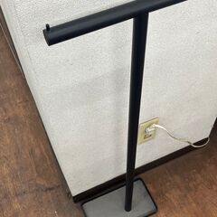 【リサイクルショップどりーむ天保山店】No.3085 傘掛けスタンド オシャレ 家具 黒色 スタイリッシュ 便利の画像