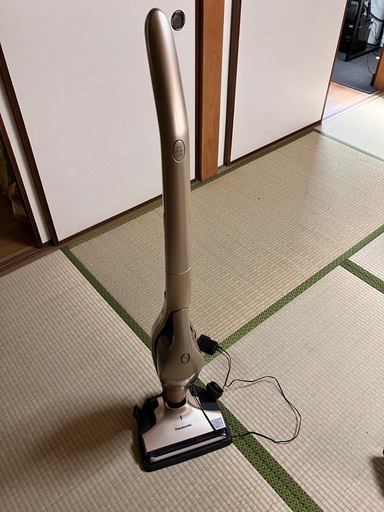 コードレス掃除機パナソニックMC-BU110J (Nsgarage36) 八浜の