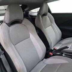 【スポーティなクーペスタイルとハイブリッドを融合した個性派スポーツカー🚗✨】 今回は【ホンダ ＣＲ－Ｚ 　α】をご紹介します！！の画像