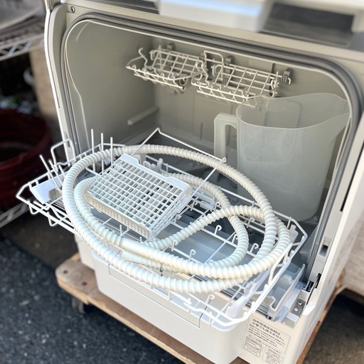 Panasonic NP-TSP1-W 食器洗い乾燥機 食洗機 食器洗浄機 ホワイト 2023年製 卓上型 コンパクトモデル パナソニ