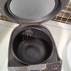 リユースのサカイ栃木店★ジモティ割あり★ SHARP 炊飯ジャー KS-S10J 5合 19年製 動作確認／クリーニング済み TC10061の画像
