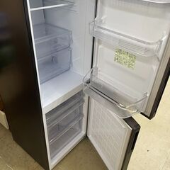 リサイクルショップどりーむ荒田店　No4270 冷蔵庫　便利な大き目２ドア冷蔵庫♪　２７１L容量　シャープ　２０１５年製　状態良好♪の画像